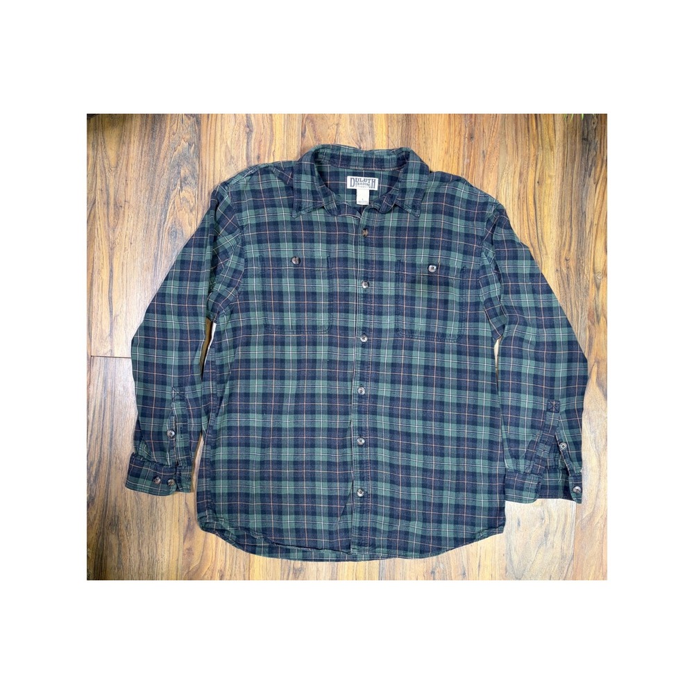 Duluth Trading Co Flannel Shirt Large Green Plaid Outdoor Workwear Rugged Cotton - Picture 2 of 10